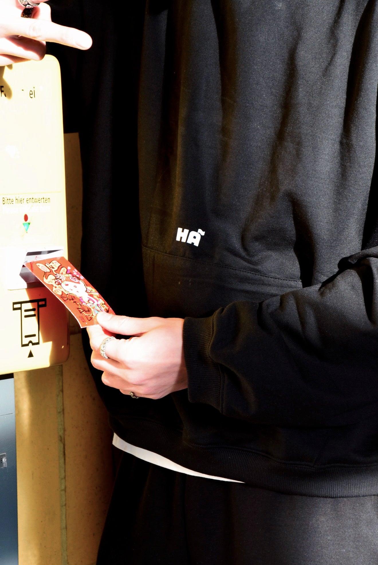 DONT STOP & EVOLVING HOODIE OVERSIZED